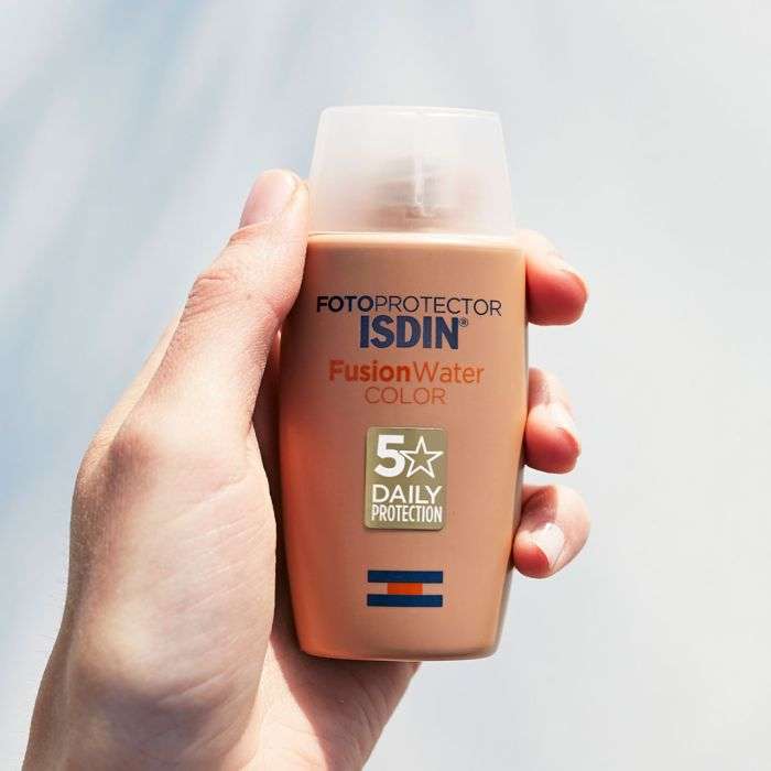 ISDIN FOTOPROTECTOR FUSION WATER COLOR MEDIUM SPF 50+